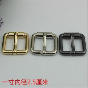 China Bag Parts Accessories Zinc Alloy Shiny Gold 25 MM Roll Pin Belt Buckle For Sales supplier