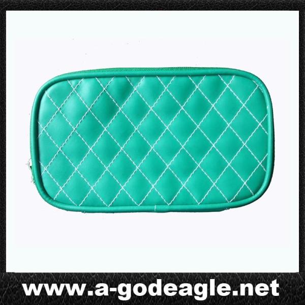 2012 cheap quilted PU designer cosmetic bag and case G4022