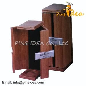 Solid Wood Wine Box, with Metal Plate. Custom Design Accepted. Factory Price.