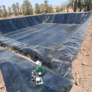 1.5mm HDPE Geomembrane for Artificial Lake Landscape River Levee Channel Onsite Training