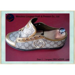 注文の広い靴の伸張器、女性のためのヒマラヤスギの靴の伸張器