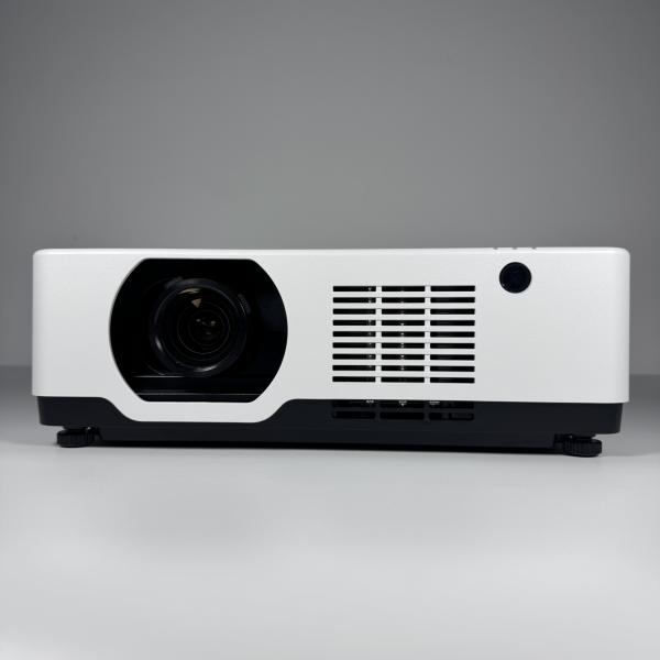 Proyector 4K 6500 lúmenes láser 5.000.000:1 contraste