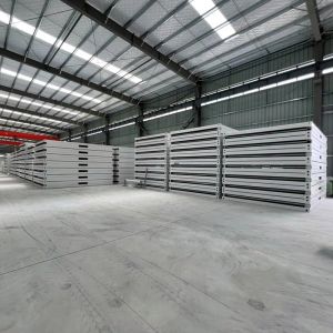 China Z-Type 20ft Durable Prefabricated Modular Folding Container House Mobile Home For Hotel Project wholesale