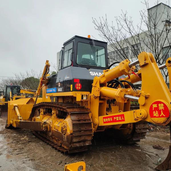 China Puissance élevée SHANTUI SD32 Bulldozer à rampe WP12 moteur pour le défrichage des terres wholesale