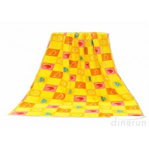 60*120cm Yellow Beach Towels , Personalized Pool Towels Eco Friendly