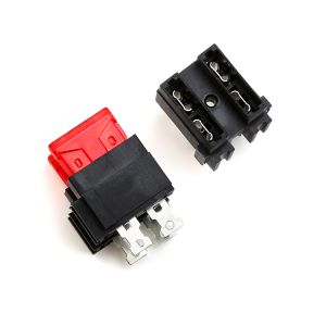 China SL-703E2A 2 Poles Panel Mount Blade Fuse Holder with PA66 Material and Brass Terminal for Automotive Applications supplier