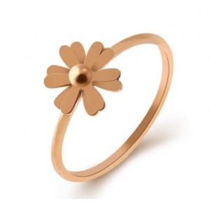 China Small Daisy Decorative Ring Women Fashion Stainless Steel Jewelry supplier