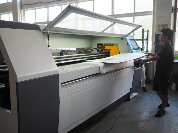 450GSM 2500mm Feeding Corrugated Flatbed Inkjet Printer