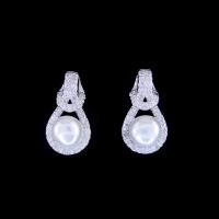 China Women White Gold Pearl Earrings 925 Silver Elegant Pearl Earrings Jewelry on sale
