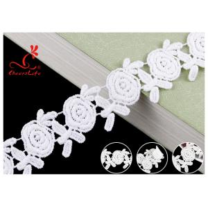 China Embroidered Flower Guipure White Cotton Lace Ribbon For Fashion Clothes supplier