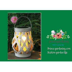 China Indoor Mini Rattan Basket Solar Garden Lights Cross Weaving For Decorating Garden supplier