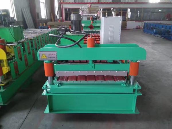 PLC Control Roof Panel Roll Forming Machine 0.3-0.8mm Profile Thickness