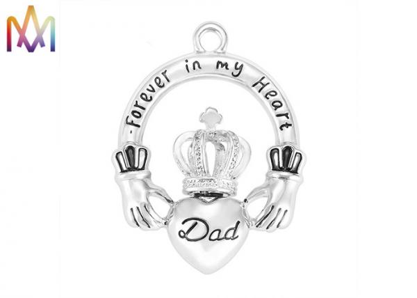 OEM ODM 17.5G Crown Engraved Necklace Charms For Dad