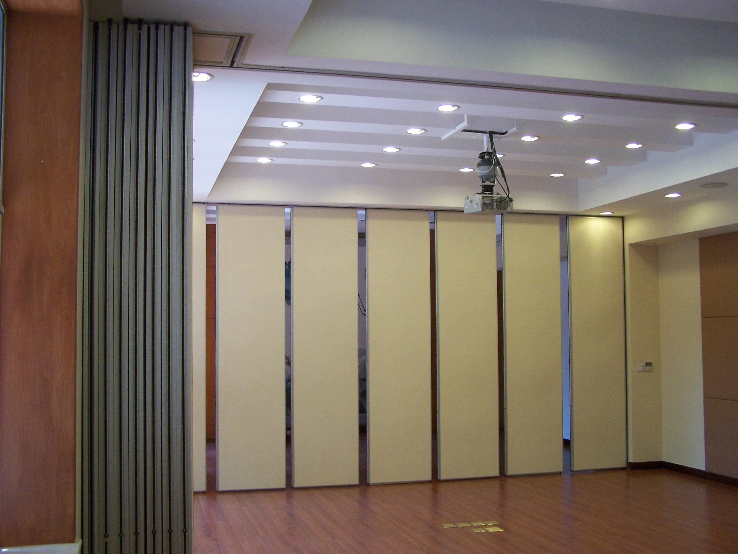 China Conference Room Partition Movable Walls Panel Thickness 85mm , Folding Panel Partitions wholesale