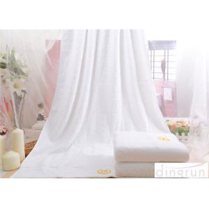 China Solid Color Custom Embroidered Bath Towels For Hotel 70*140cm supplier