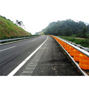 China Interlocking Connection Type Roller Crash Barrier with 2.5 Mm Thickness and Bolted Installation Method wholesale
