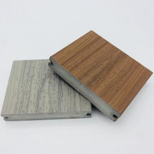 China Outdoor Anti-UV Waterproof Plastic Wood Floor with Brushing Finish supplier