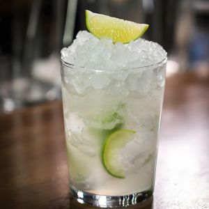 China Large Capcity Nugget Ice Machine, Modular Type Nugget Chewable Ice Machine with Ice Bin for Commercial Use wholesale