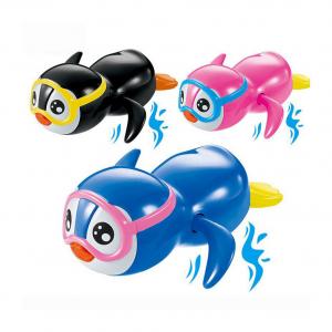 Cute Animal Shape Silicone Bath Toys Eye Catching For Little Babies Durable