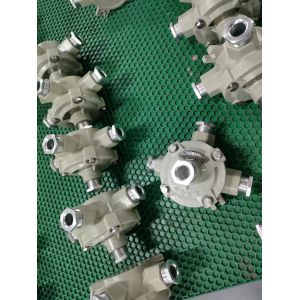 China 広範囲の用途のための爆発防止の交差箱 アルミ合金囲み wholesale