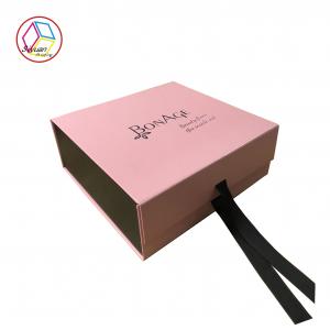 China Delicate Foldable Paper Gift Box 2mm Thickness Gift Packing Child supplier