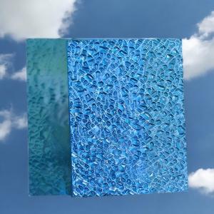 China Anti-UV 250 X Résistance aux chocs du verre en tôle de polycarbonate en relief diamanté 80% Transmission de la lumière supplier