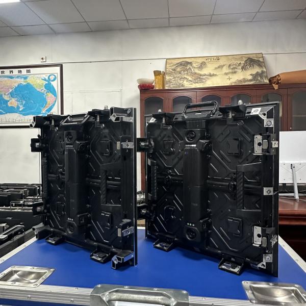 二手立方体LEDディスプレイ グロシーンDNシリーズP2.9立方体LEDディスプレイ