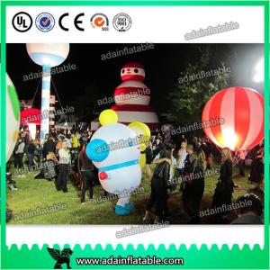China Popular Christmas Inflatable Santa House Childrens Cartoon Printing Customized supplier