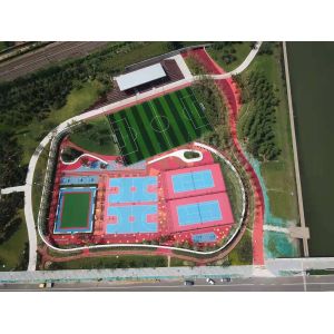 China Granulos de relleno de TPE de alto rendimiento para césped sintético de fútbol - sin olor y sin manchas, ideales para campos deportivos supplier