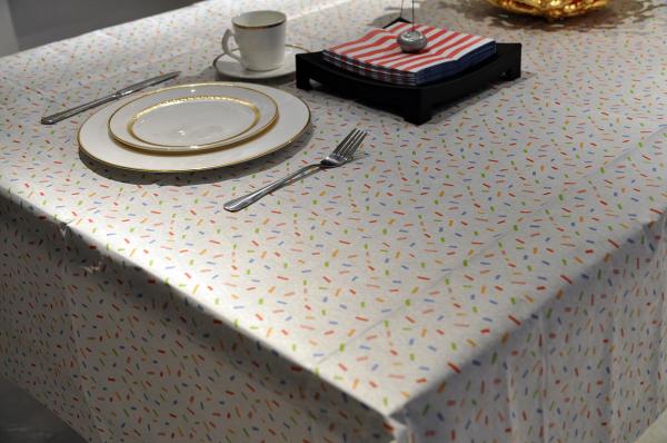 1ply Rectangle 1.2x1.8m Party Paper Tablecloths With Nice Printing For Christmas