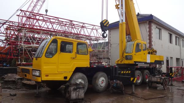 used Mobile Truck Cranes XCMG QY70K With Perfect Performance