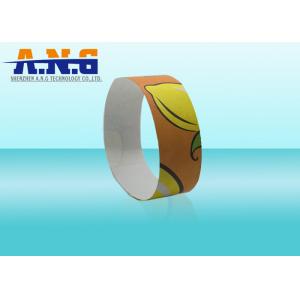 Integrated RFID or NFC chip RFID paper wristbands Non transferable , non - tear