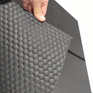 China Ruloir en caoutchouc massif comme revêtement de mur supplier