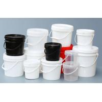 China Spout Paint Bucket Plastic Fertilizer Bucket With Secure Closure on sale