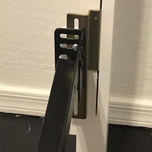 China  2 Pcs Extra Heavy Duty Headboard Conversion Bracket Kit, Bed Frame Bolt On to Hook On Conversion kit,#711 Headboard Hook Set with Hardware wholesale