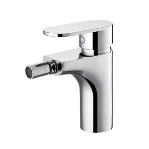 Elegant Single Handle Bidet Faucet With 360° Swivel Nozzle Wear Resistance