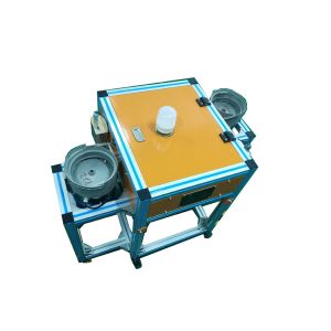 China Tampão do bulbo B22 que prega a ferramenta de perfuração de friso para o friso do tampão da lâmpada do diodo emissor de luz supplier