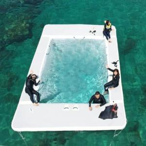 Portable Inflatable Yacht Ocean Pool Inflatable Jellyfish Pool