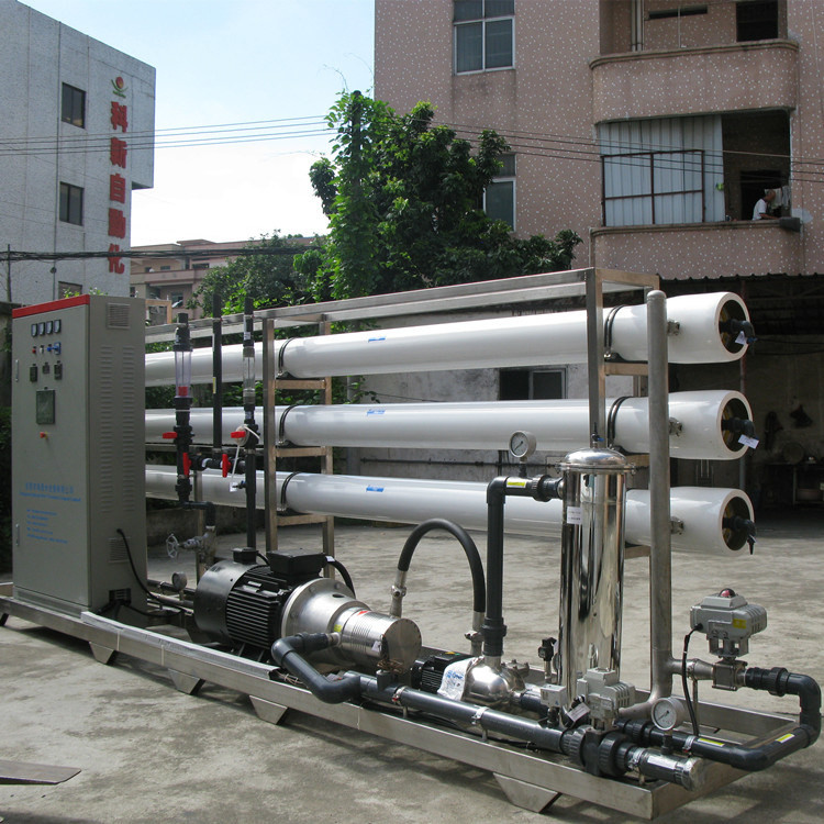 China Conversion de l'eau de mer salée en eau douce Conversion de l'eau de mer en eau potable Désalination pour l'eau potable supplier