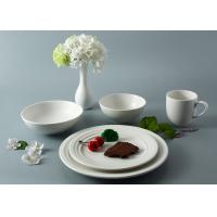 China FDA Ceramic Embossed Round Dinnerware Sets For Five Star Hotel on sale
