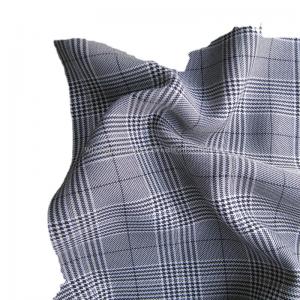 Polyester Yarn Dyed Fabric for Fashionable Women's Suits in Woven Technics