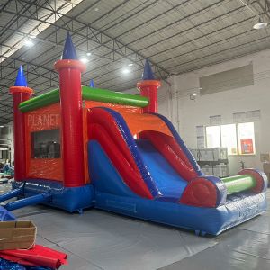 China ホット人気の充電式バウンサー ジャンピングキャッスル 充電式ジャンピングバウンサー スライド wholesale