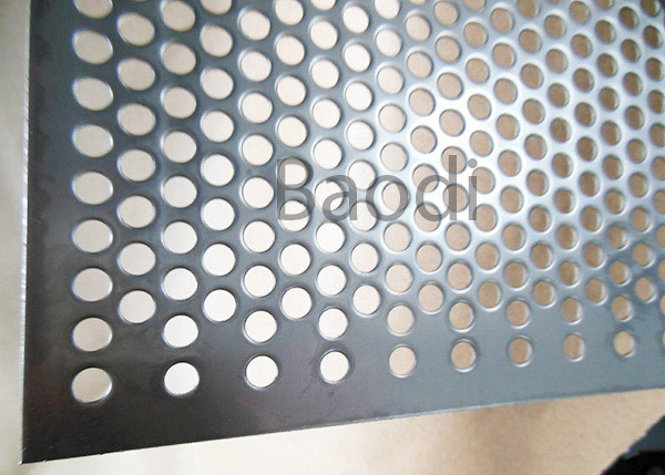 China Tôle d'acier perforée de trou rond 1m x 2m pour le tamis filtrant chimique supplier