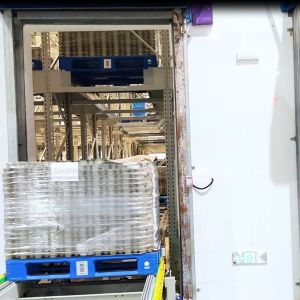 China Ligne de transformation automatique complète de tomates en conserve avec une capacité de 40000-60000 BPH et une construction en acier inoxydable 304 supplier