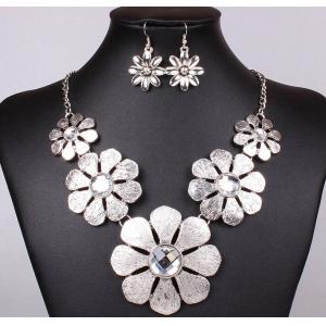 European and American Fan exaggerated necklace cross necklace antique silver petals