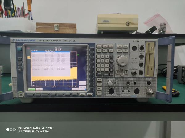 Analyseur de spectre RF à large plage dynamique 26,5 GHz Rohde & Schwarz R&S FSQ26