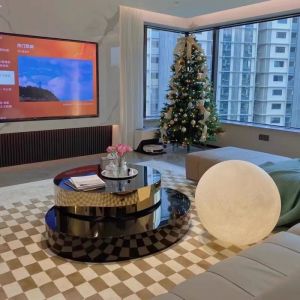 China Table à café en verre trempé rotatif avec un style moderne supplier