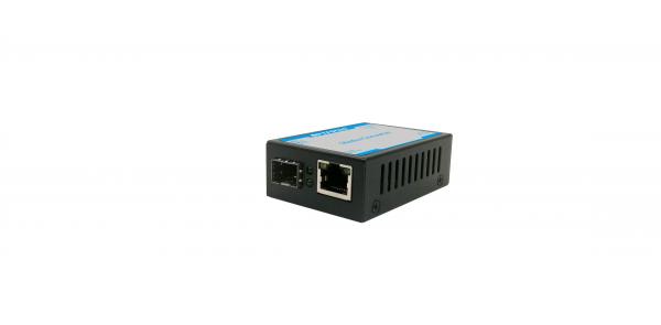 SFP Slot Mini Fiber Media Converter With 10 / 100 / 1000M RJ45 Interface