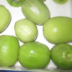 China Delicious Canned Kiwi Fruit Microelements Contained Cool / Dry Place Storage supplier
