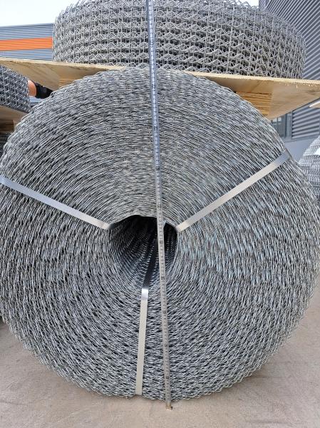 Malla reforzada anticorrosión para tuberías CWC de 2.6 MM, 190.5 mm de ancho por rollo, PARA ingeniería hidráulica